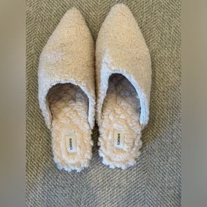 Birdies The Lark Faux Shearling Cream quilted Slides 9.5
